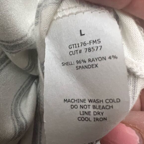 Green Envelope Short Sleeve Top Stripes - Picture 7 of 8